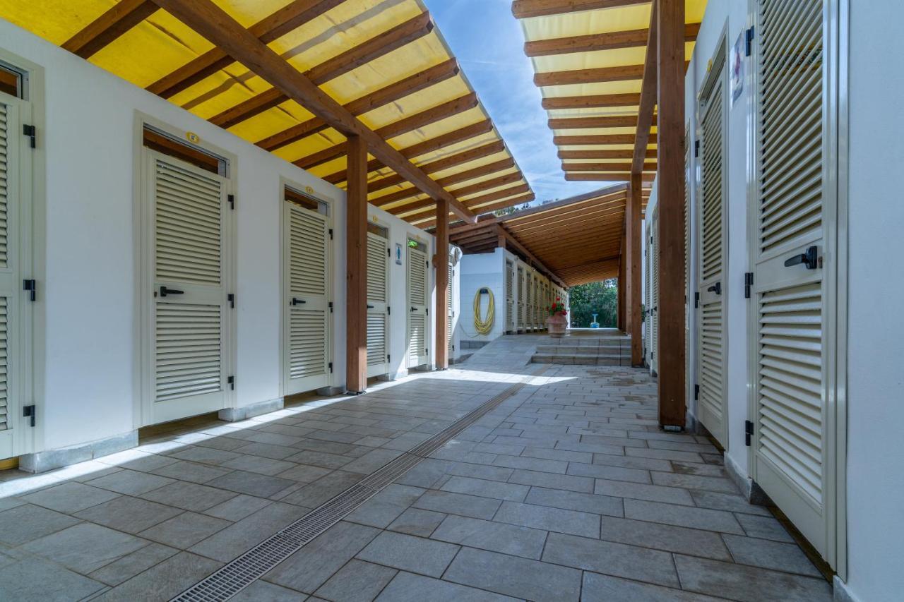Camping Lacona Capoliveri  Exteriör bild