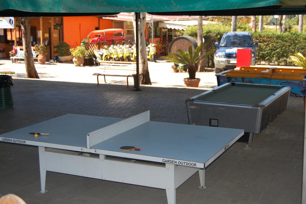 Camping Lacona Capoliveri  Exteriör bild
