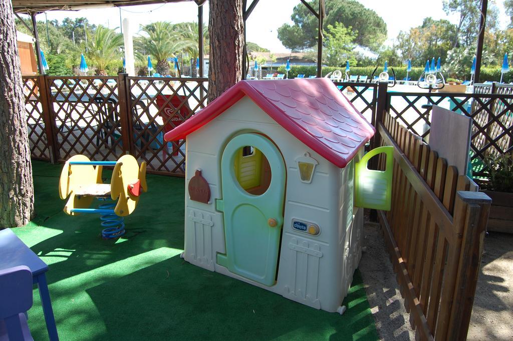 Camping Lacona Capoliveri  Exteriör bild