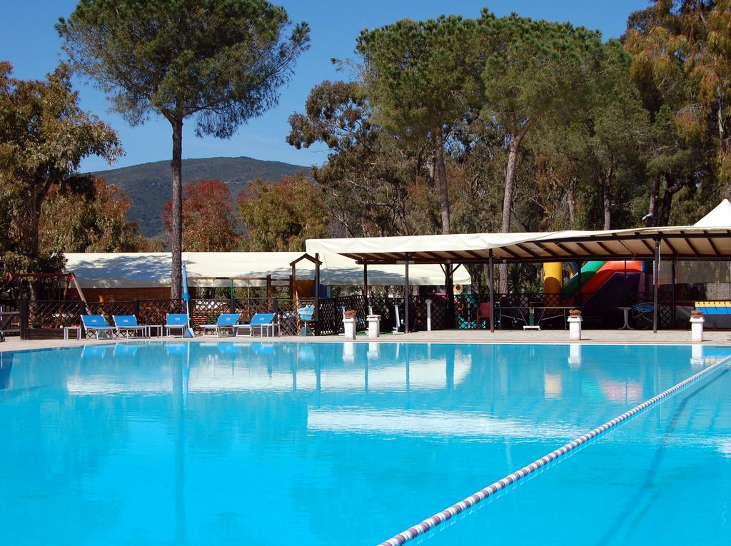 Camping Lacona Capoliveri  Exteriör bild