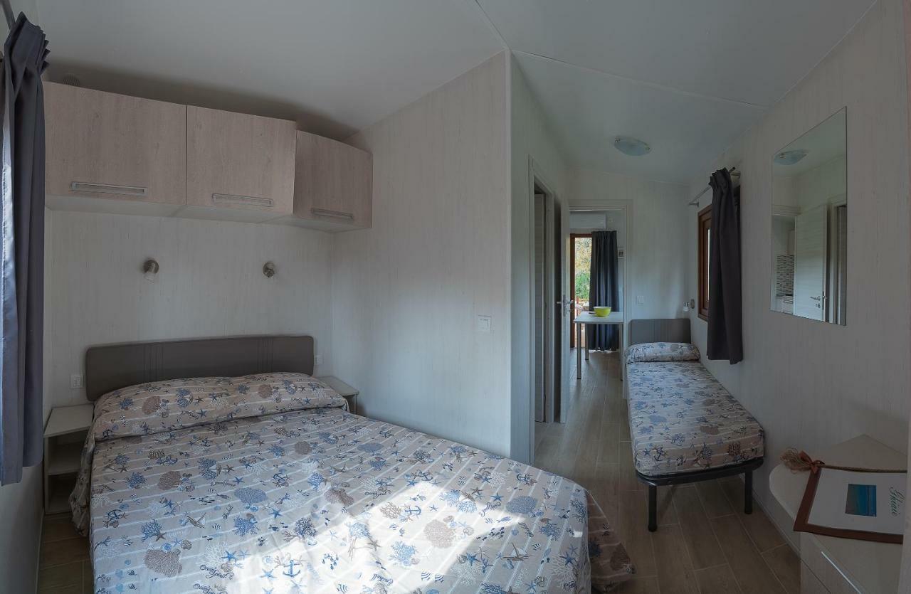 Camping Lacona Capoliveri  Exteriör bild